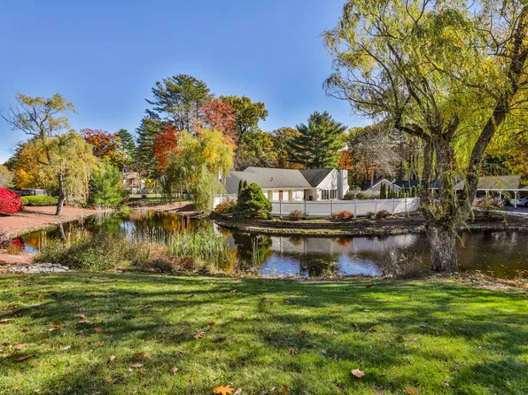 9 Northbrook Drive #903, Manchester, NH 03102