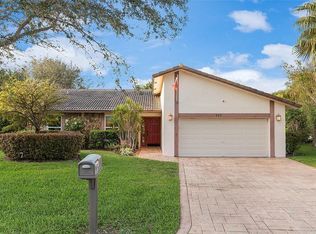 162 NW 98th Ln, Coral Springs, FL 33071