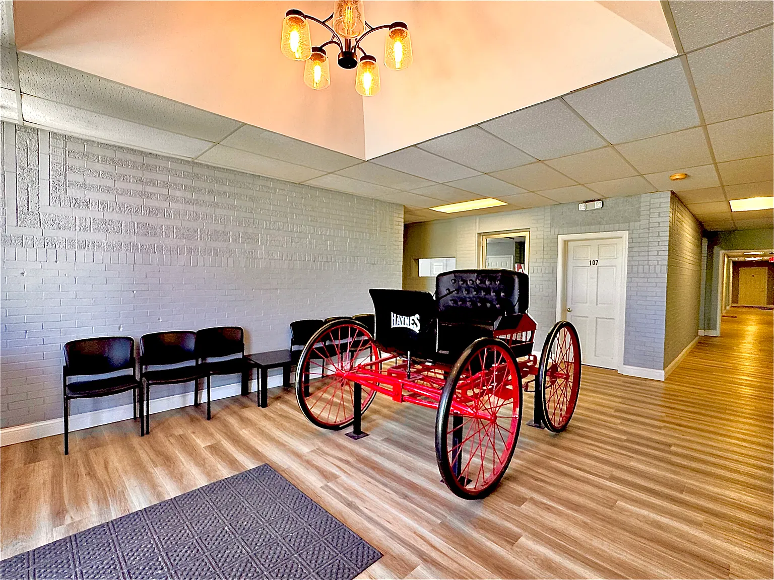 Haynes Apartments — Photo 1