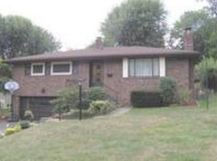 122 Wiltshire Dr, Pittsburgh, PA
