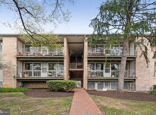 22 Manor Cir APT 104, Takoma Park, MD 20912