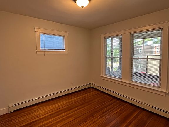 4th image of 17 Townsend St APT 1