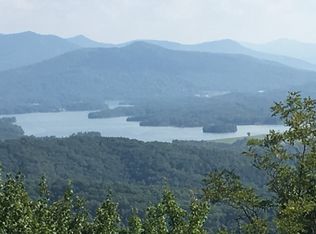 29 E Double Knob Dr, Hayesville, NC 28904