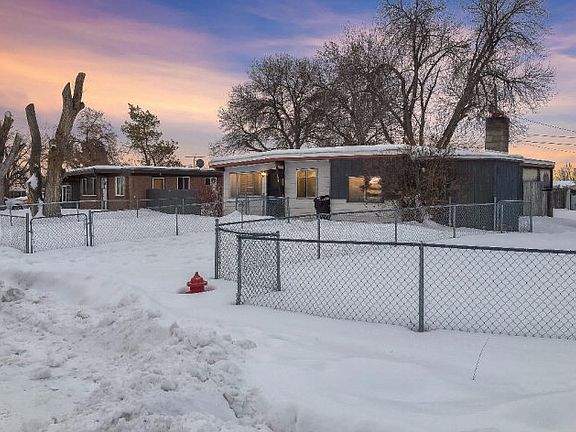 2nd image of 220 N Monte Vista Ave