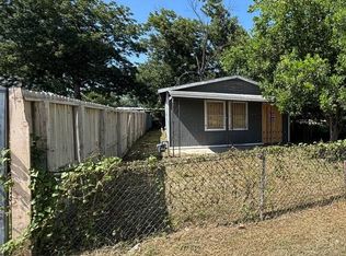 5911 W Cesar E Chavez, San Antonio, TX 78237