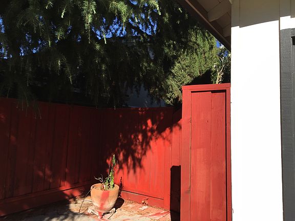 2nd image of 5526 Paseo Navarro