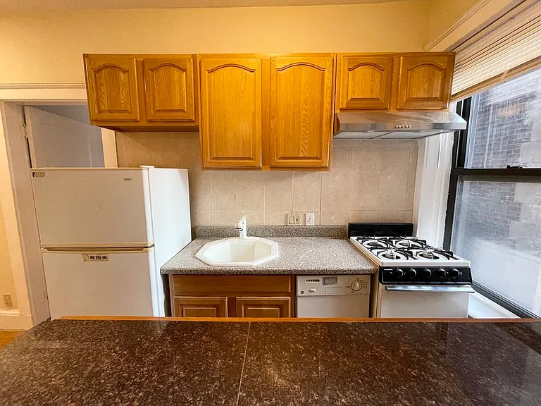 1269 Commonwealth Ave #4 — Photo 5
