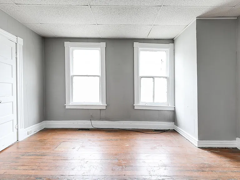 3017 Barton Ave — Photo 7