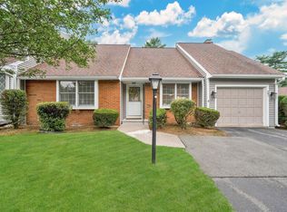 381 The Mdws #381, Enfield, CT 06082