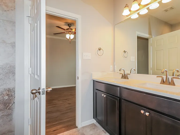23006 Silver Linden Ct — Photo 12
