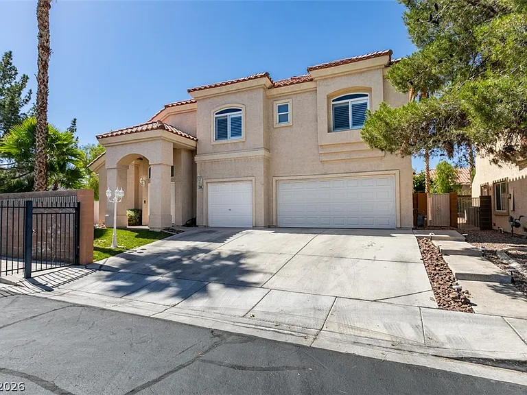 2598 Mizzoni Cir — Photo 33