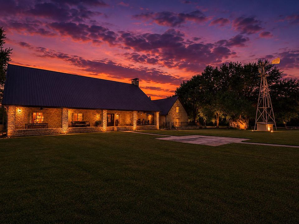1st image of 150 Shady Ln