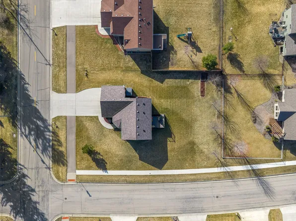 2013 12th Ave NE, Austin, MN 55912