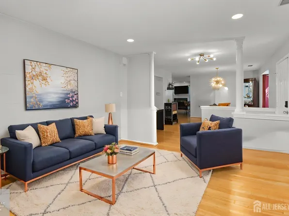 301 Pheasant Run, Monmouth Junction, NJ 08852