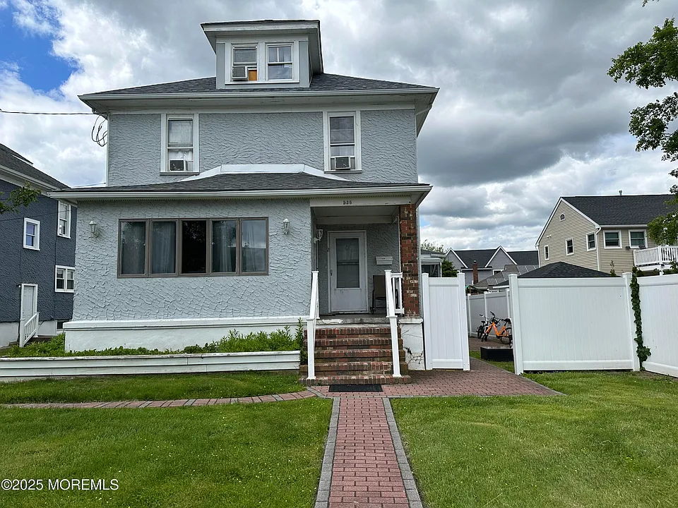 538 Ocean Blvd #1