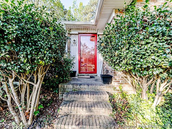 4th image of 820 Primrose Ln