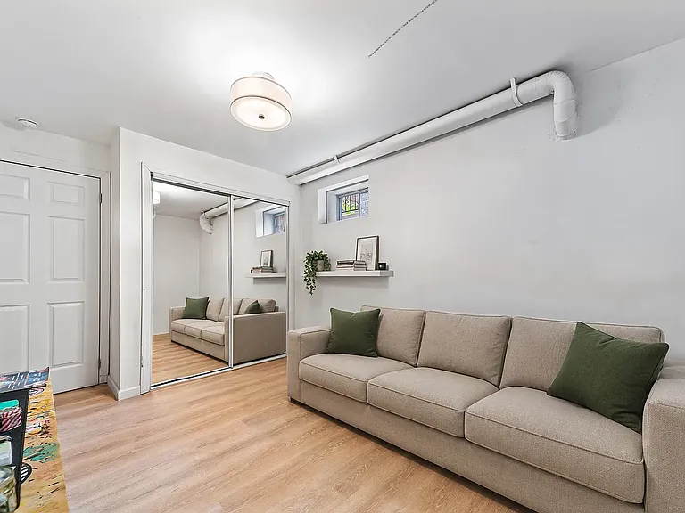 723 Prospect Pl #1 — Photo 8