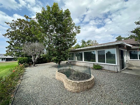 3rd image of 1058 San Julian Dr