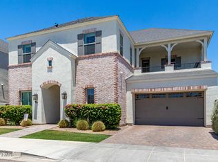 630 W Echo Ln, Phoenix, AZ 85021