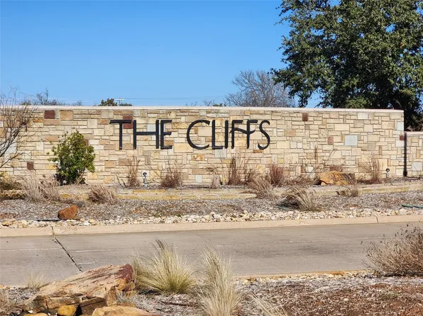 1155 Spyglass Dr, Graford, TX 76449