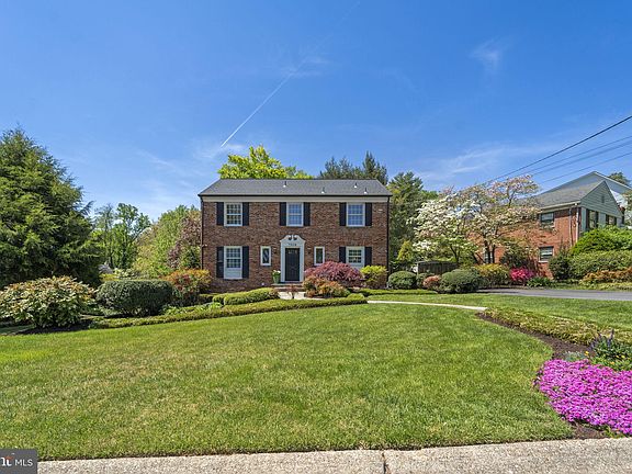 2nd image of 7806 Fulbright Ct