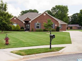 25854 Apple Orchard Ln, Athens, AL 35613