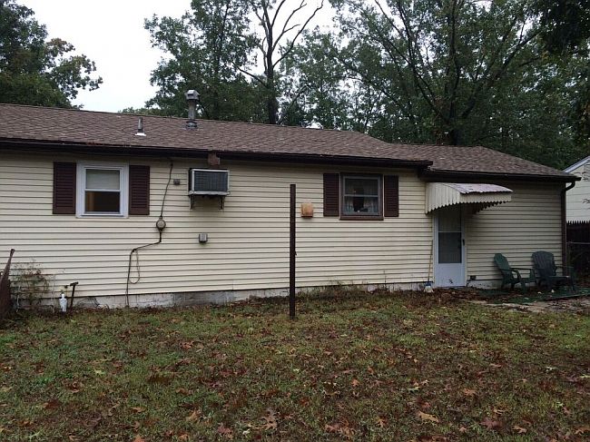 2nd image of 107 W Colton Ln