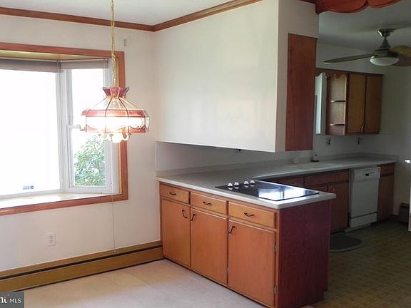 5th image of 2305 Forestwood Dr