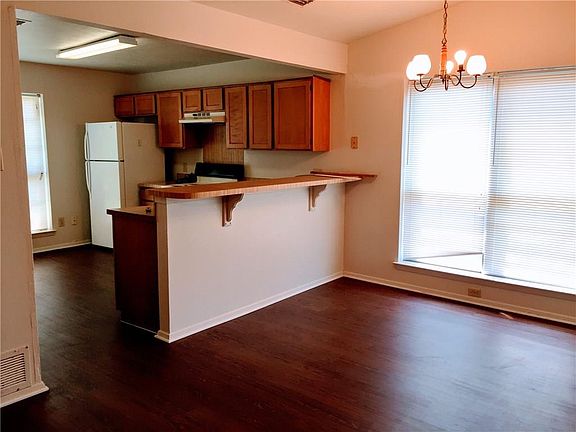 3rd image of 1485 Brook Meadow Cir