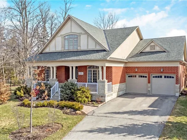 1583 Hallstone Rd, Brampton, ON L6Y 5K8