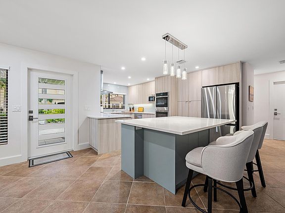 5th image of 1120 Singer Drive