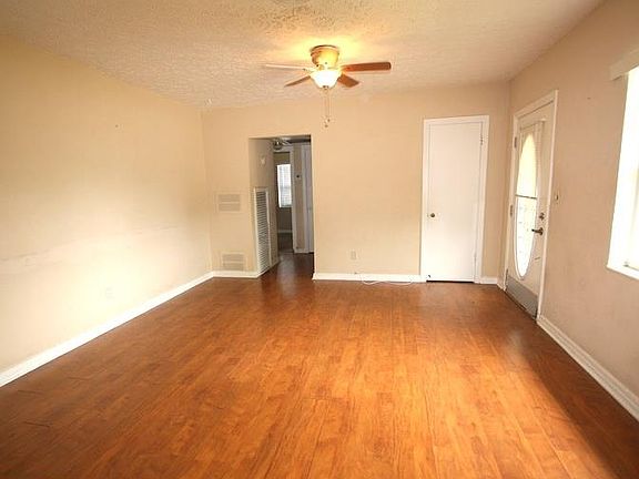 2nd image of 4939 Wishart Blvd