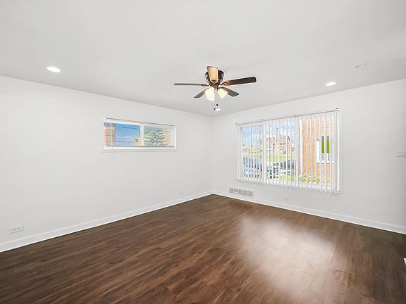 5th image of 1202 S 16th Ave APT D