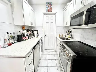 Rented by Nolita Group