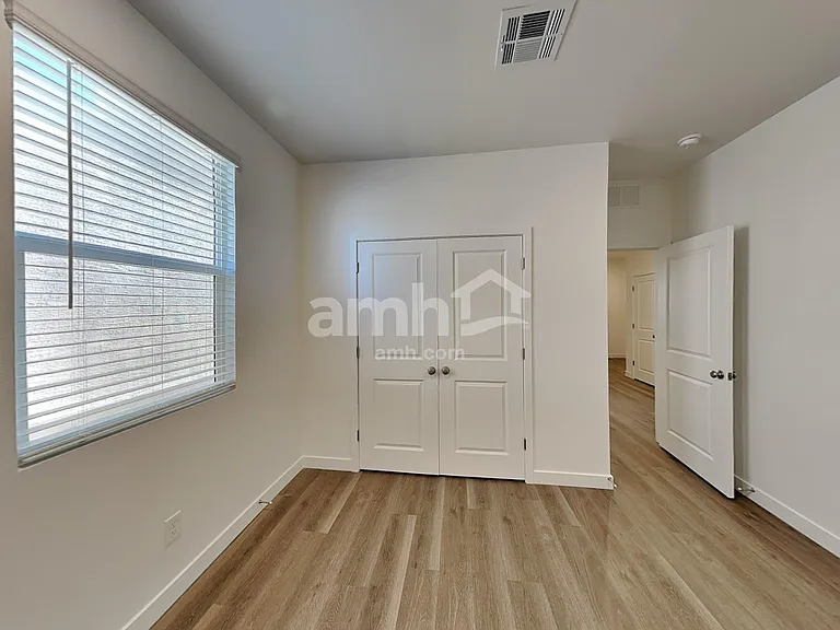 20177 W Thomas Rd #421 — Photo 18