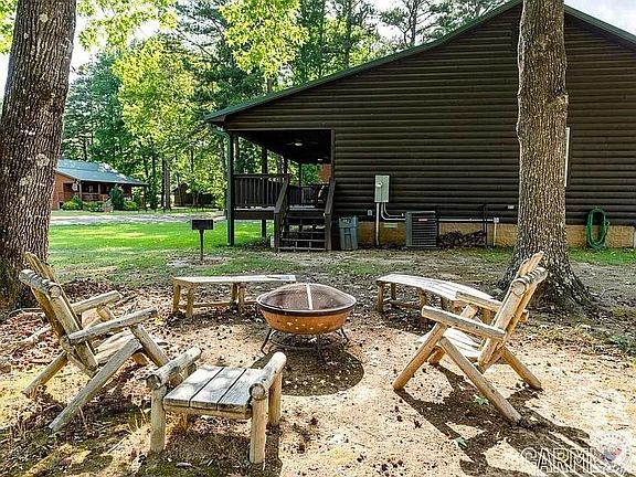 3rd image of 23 Lobo Ln