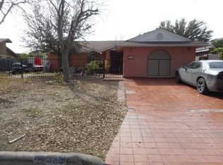 406 Albany Dr, Laredo, TX 78045