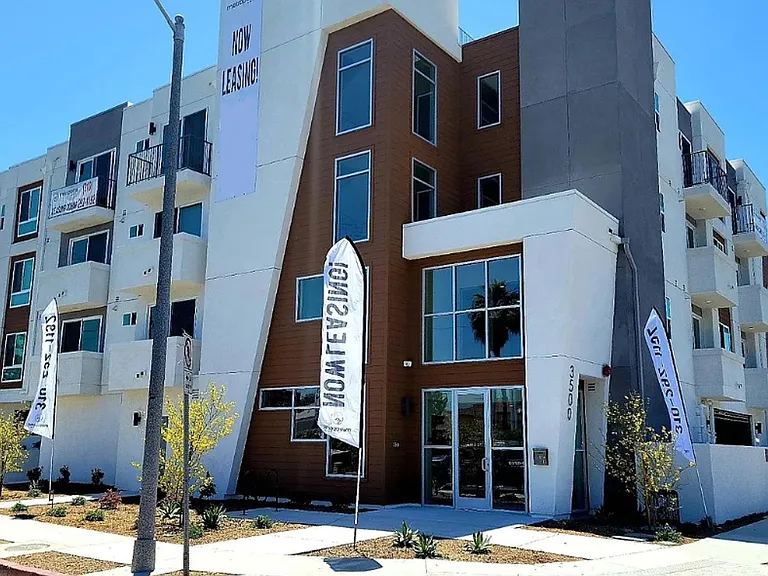 3500 Chesapeake — Photo 1