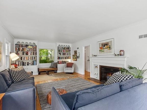 2nd image of 313 Hutchinson Ave