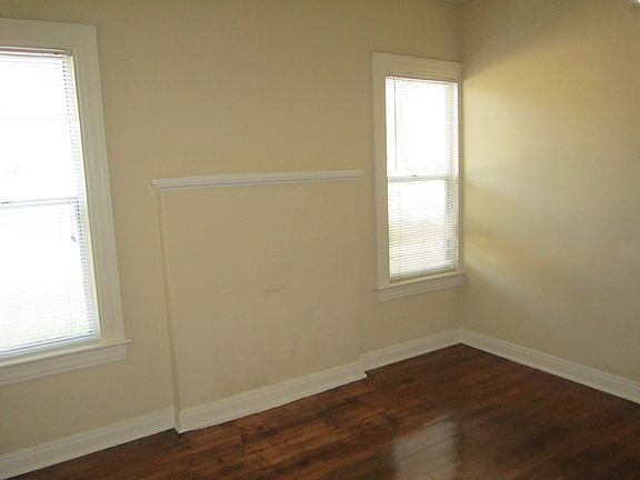 Bedroom #1
