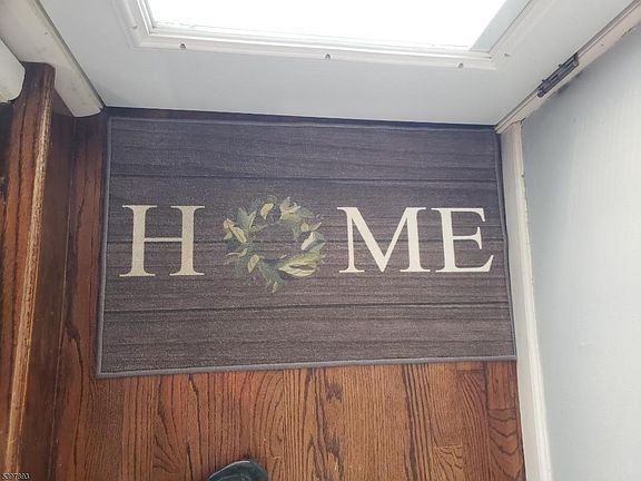 5th image of 214 Irene St