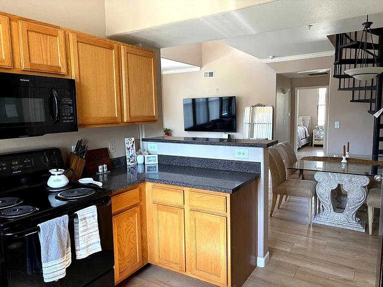 20100 N 78th Pl #2095 — Photo 8