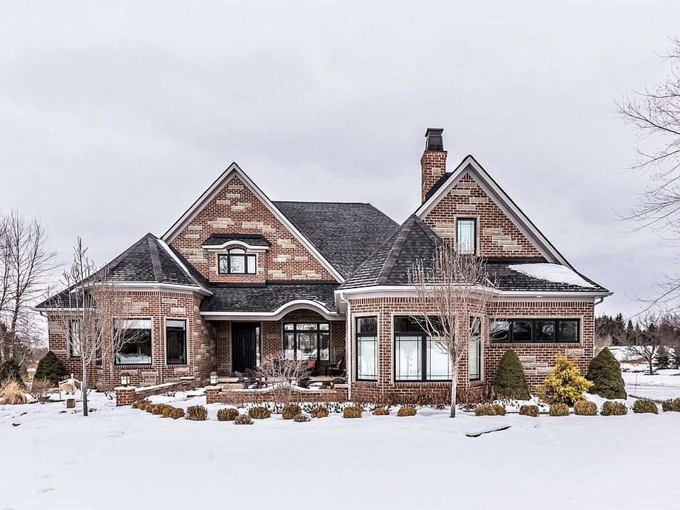 1st image of 6410 Heron Ct #8
