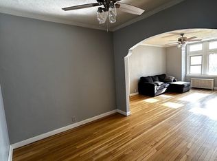 2828 S Moreland Blvd, Cleveland, OH 44120