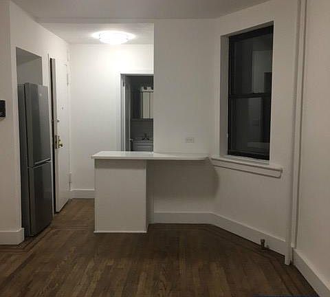 5th image of 414 E 58th St APT B4