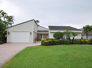 7029 Woodbridge Cir, Boca Raton, FL 33434
