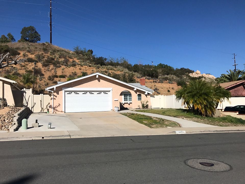 1st image of 13424 Orange Blossom Ln