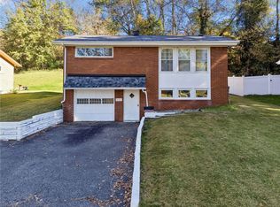 444 Valley View Dr, Monroeville, PA 15146