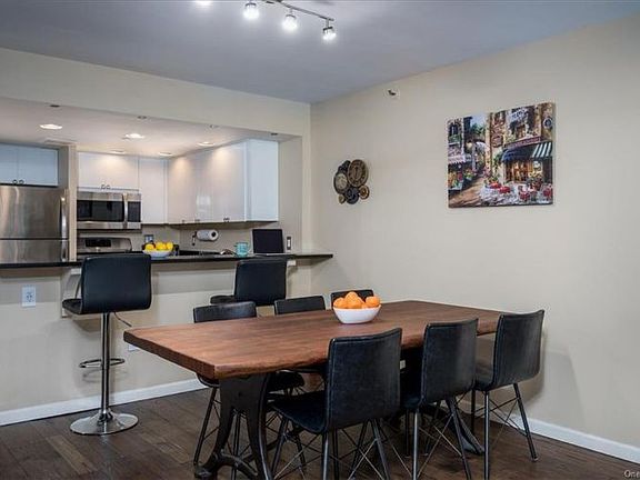 5th image of 10 Stewart Pl APT 8FW