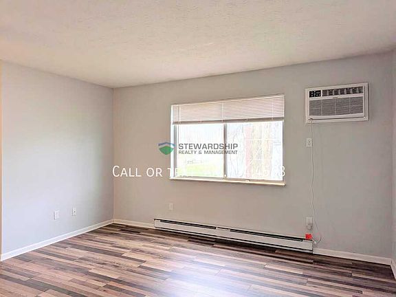 4th image of 215 N Grant Blvd APT 9